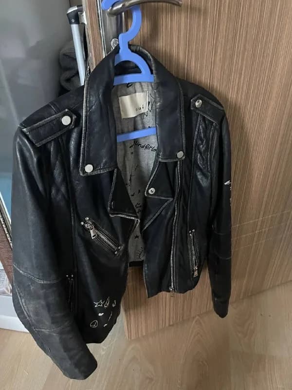 Куртка кожаная лайка — Батуми — 300 ₾