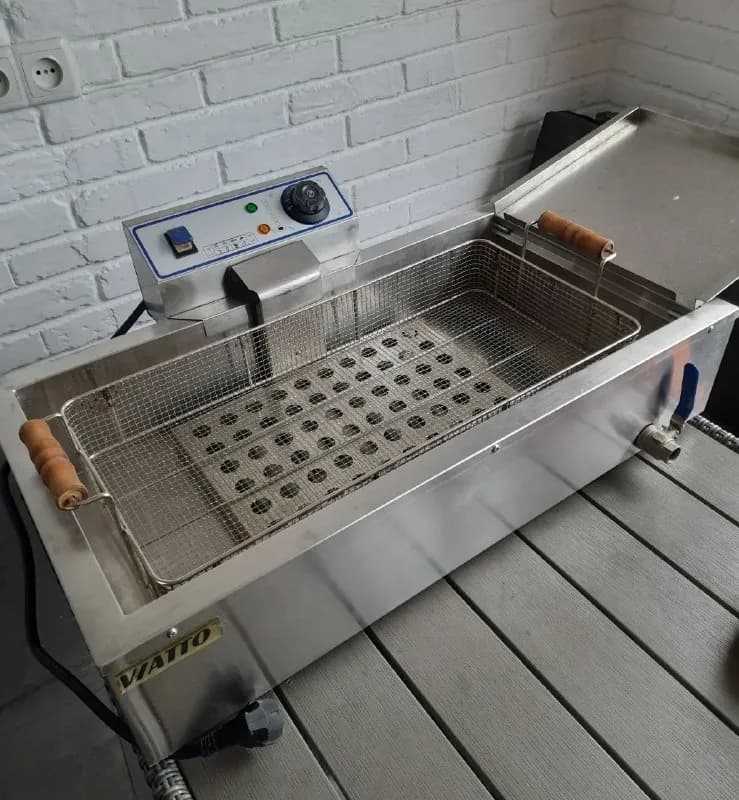 Фритюрница (Чебуречница) — Батуми — 500 ₾