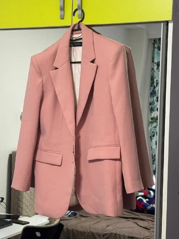 zara 40 лари. новый. — Батуми — 40 ₾