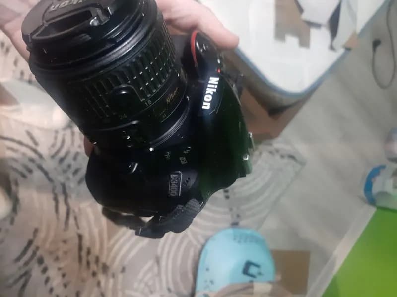 nikon d3400. 100 лари. Сломаны усики в кардридере — Батуми — 3 400 ₾