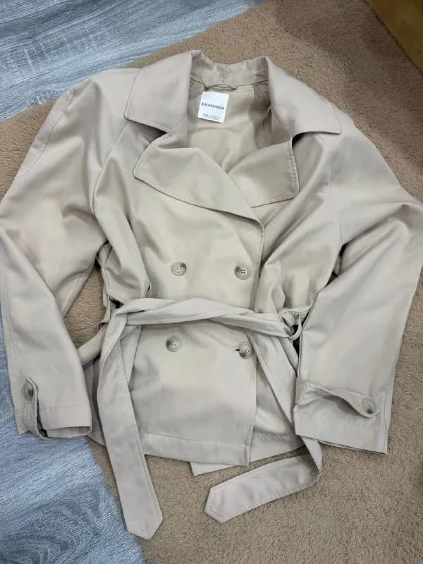 Косуха плащ Stradivarius размер М — Батуми — 45 ₾
