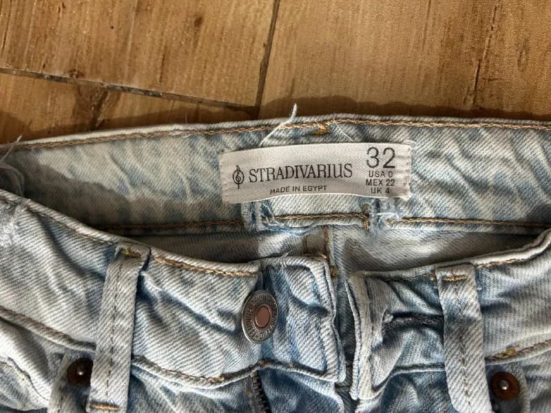 Stradivarius xs (как новые) 15 lari — Батуми — 15 ₾