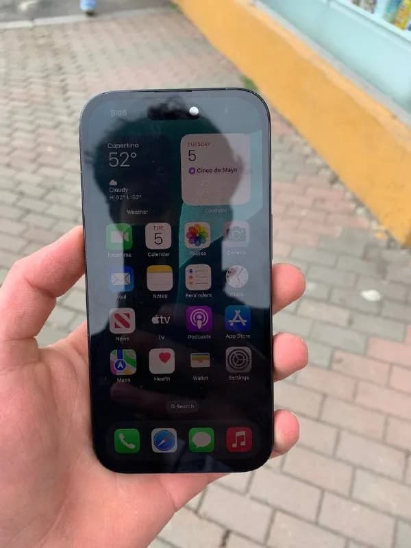 iPhone 16 на 256 Е сим — Батуми — 1 000 ₾