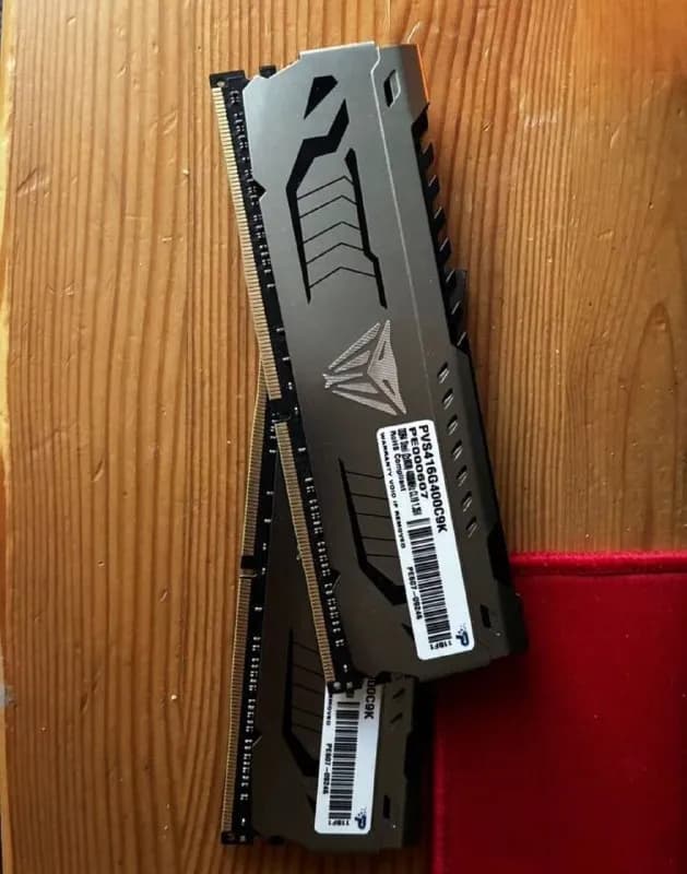 1) Оперативная память DDR4 16gb 4000cl19 Patriot (8×2) — Батуми — 270 ₾