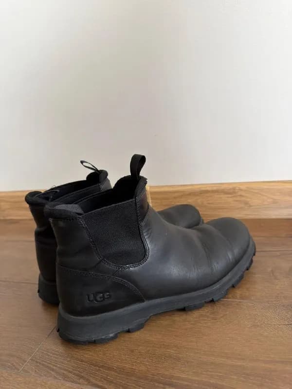 UGG — Батуми — 50 ₾