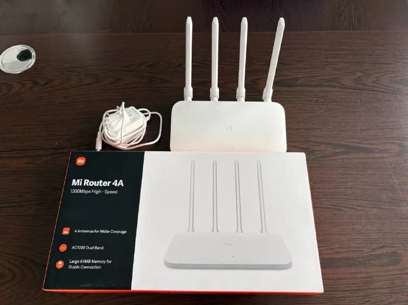 Wi-Fi роутер Xiaomi Mi Router 4A — новый, в коробке — Батуми — 70 ₾