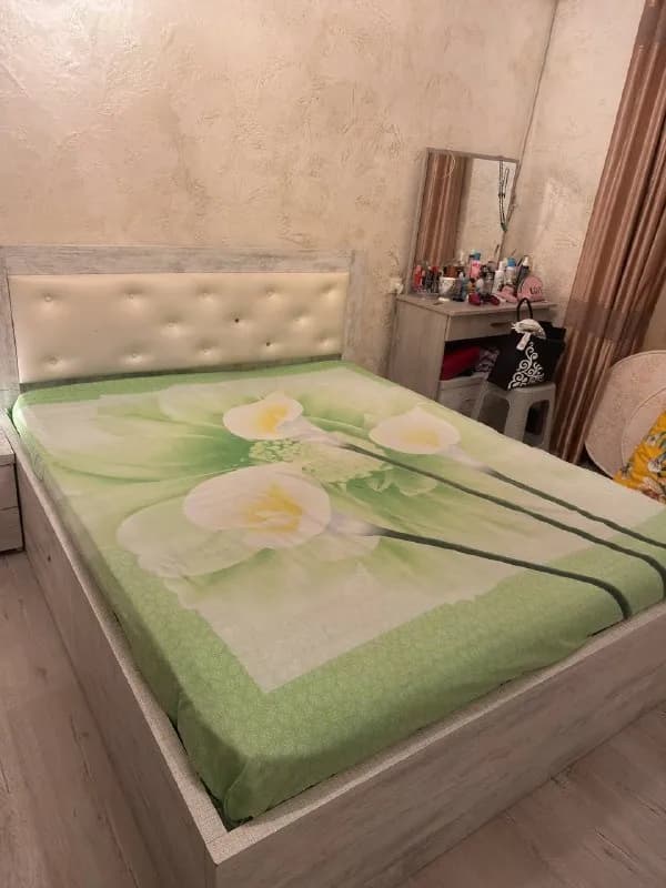200 лари вместе с матрасом — Батуми — 200 ₾