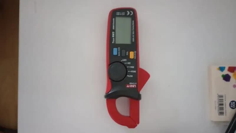 UNI-T UT210B, True RMS, компактные, ток до 200А, функция NCV. — Батуми — 80 ₾