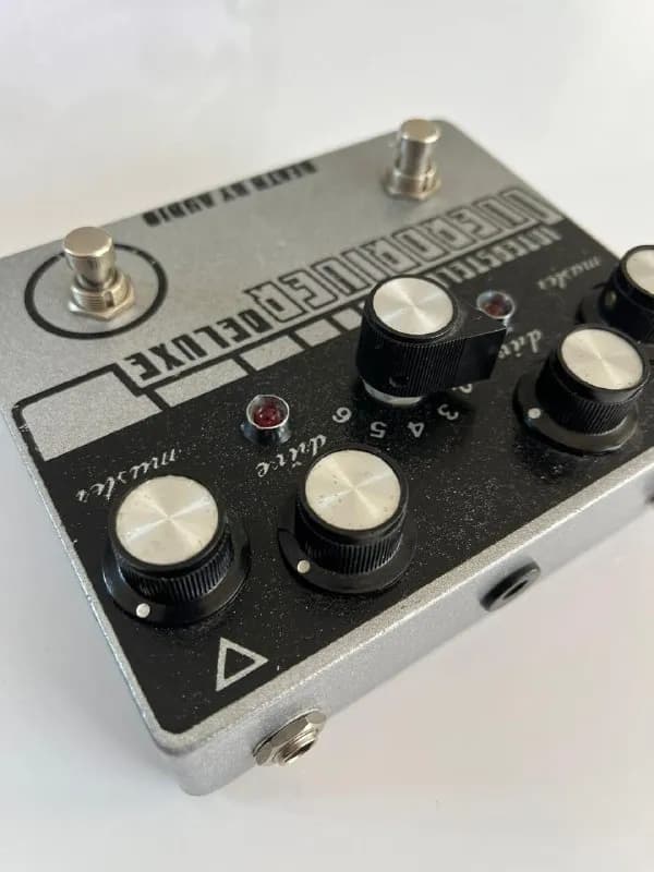 Педали для электрогитары: EarthQuaker Devices и Death By Audio — Батуми — 250 $