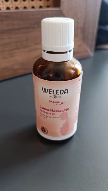 Масло Weleda, крем, чулки, сорочка — Батуми — 35 ₾