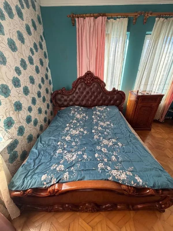550 лари, торт уместен — Батуми — 550 ₾