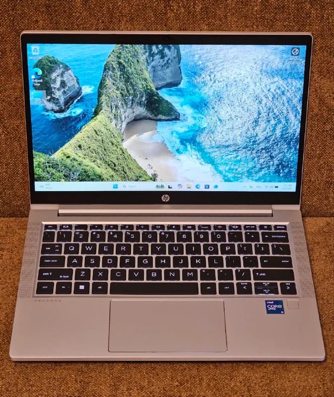 HP ProBook 630 G8 13.3» Touchscreen i5-1145G7 Iris Xe Graphics 16GB/256GB — Батуми — 1 000 ₾