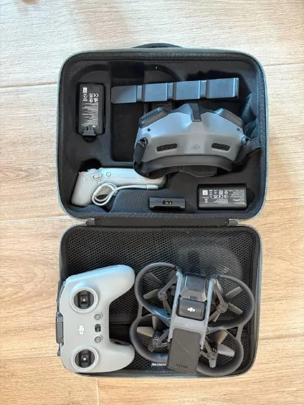 Dji avata, брал бу, все что на фото + 2 запасных мотора (и ещё 2, но с песком), пару пачек лопастей, — Батуми — 700 ₾