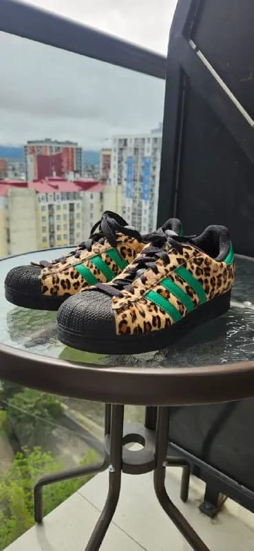 Adidas — Батуми — 120 ₾