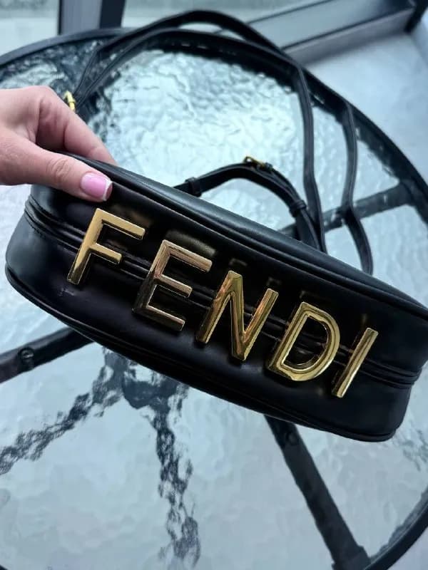 Fendi — Батуми — 180 ₾