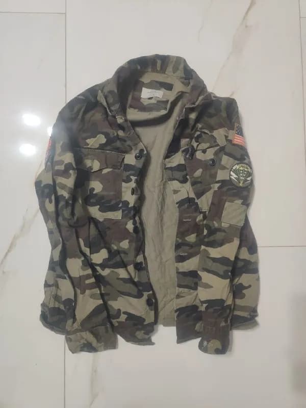 Жакет, поло лонгслив, худи — Батуми — 15 ₾