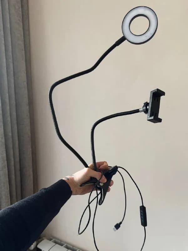 TikTok, Reels, макияжа и созвонов — Батуми — 15 ₾