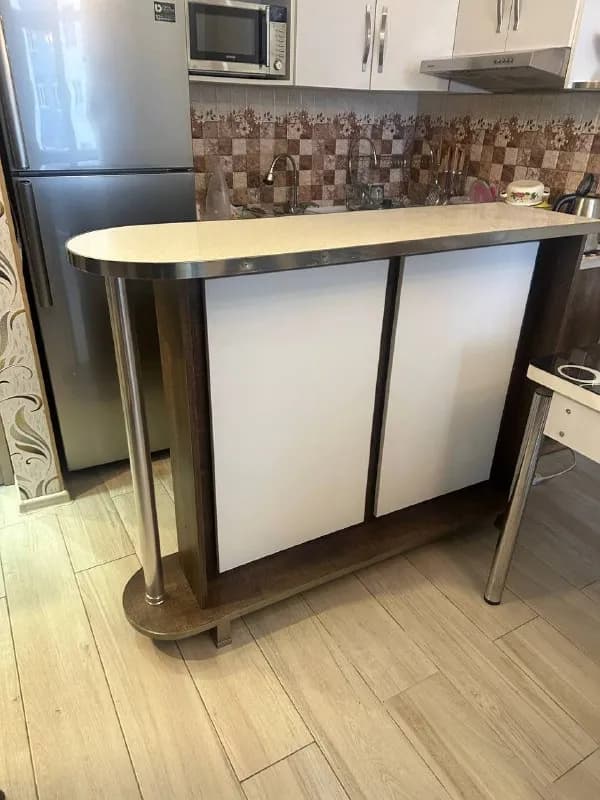 Барная стойка — Батуми — 120 ₾