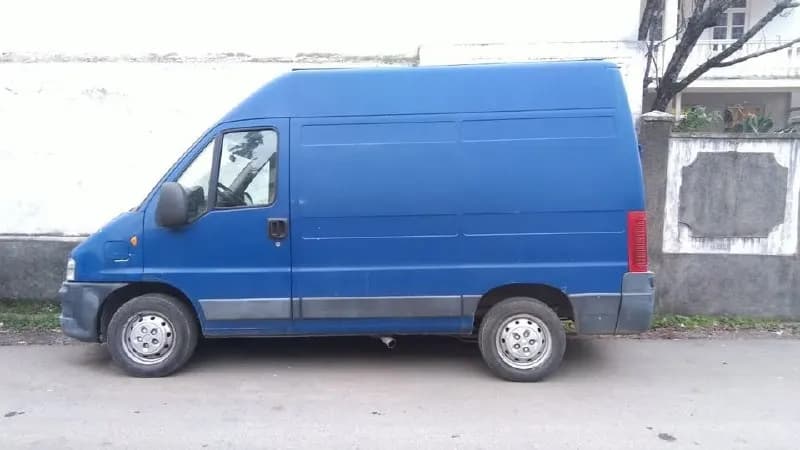 Peugeot Boxer 1.9D, пробег 300 000 км. 2003 год. Крепкий, надежный и экономичный двигатель. Высокая — Батуми — 2 000 $