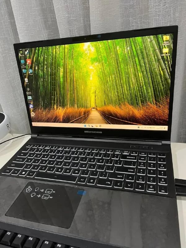 Игровой ноутбук как новый — Батуми — 2 100 ₾