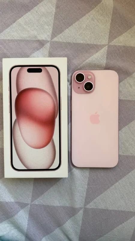 iPhone 15 розовый — Батуми — 550 $