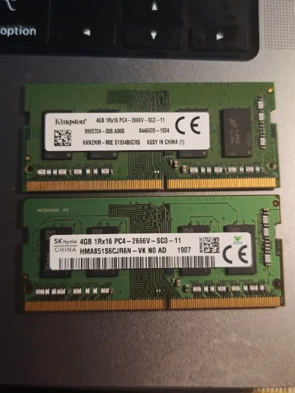 SODIMM (для ноутбуков) DDR4 hynix и kingston 4GB 2666mhz — 35 лари за обе — Батуми — 35 ₾