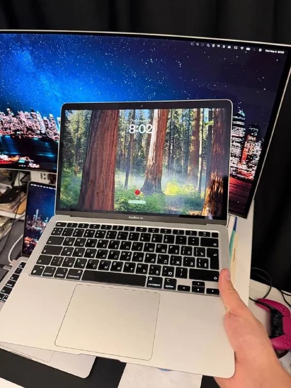 MacBook Air M1 (8/256, silver) — Батуми — 1 300 ₾
