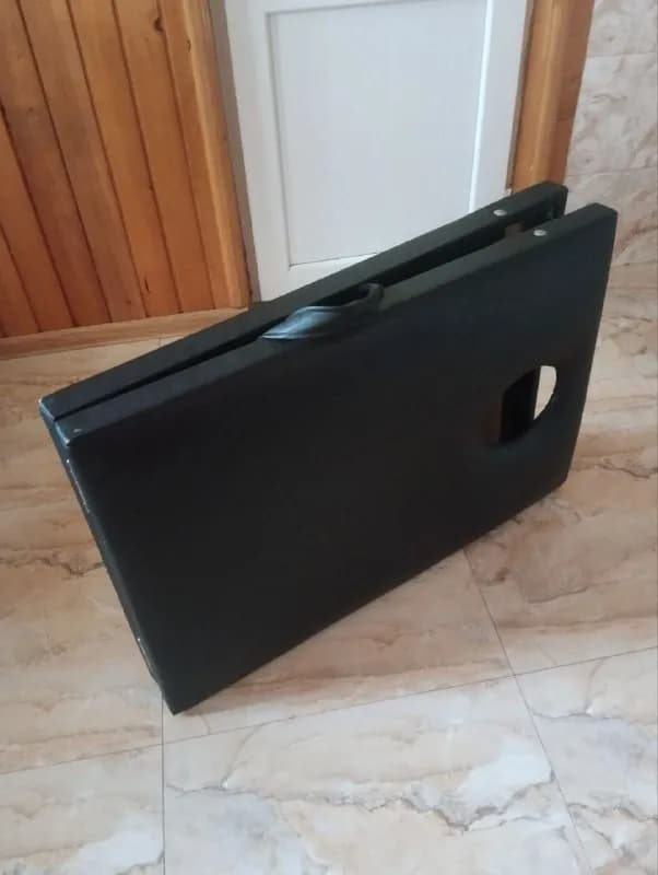Массажный стол б/у — Батуми — 200 ₾