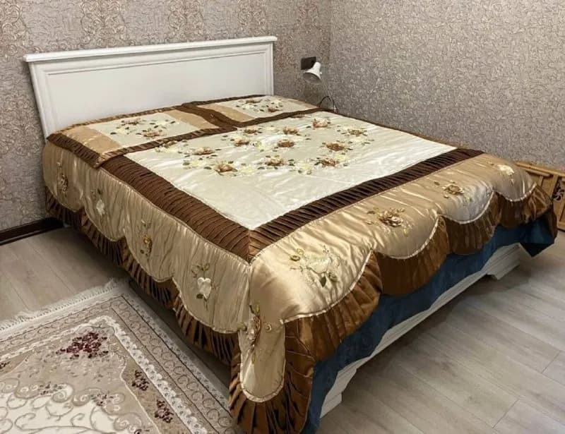 2 наволочками на двуспальневую кровать — Батуми — 150 130 ₾