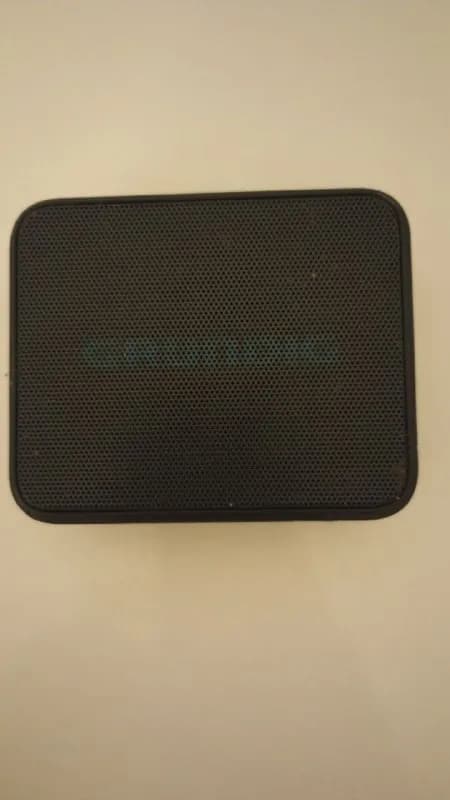 1.Колонка компактная Bluetooth GRUNDIG Jam Earth, 3,5W — Батуми — 40 ₾