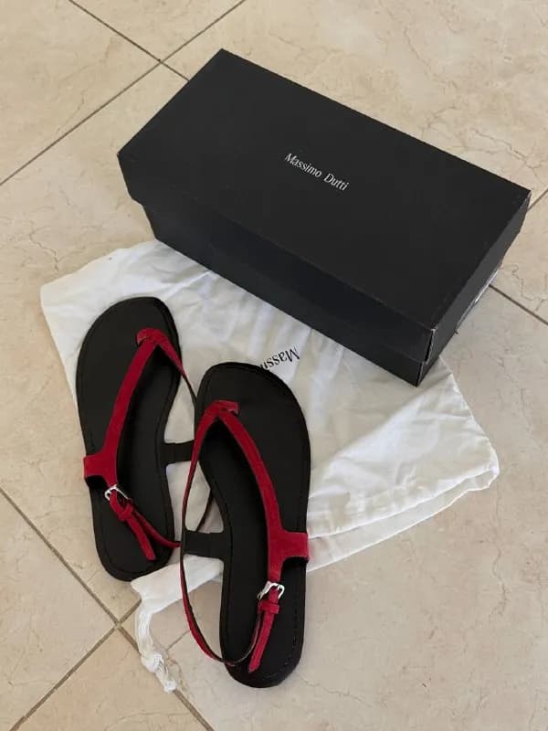 Сандалии Massimo Dutti — Батуми — 150 ₾