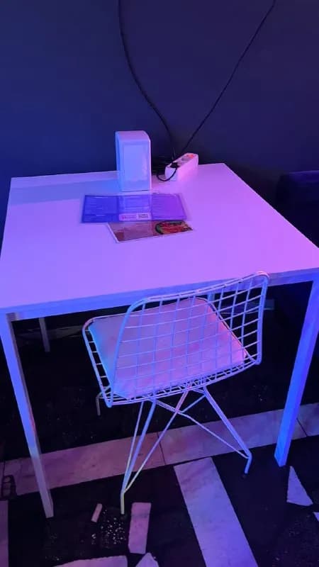 Столы 75×75×75 см — Батуми — 150 ₾