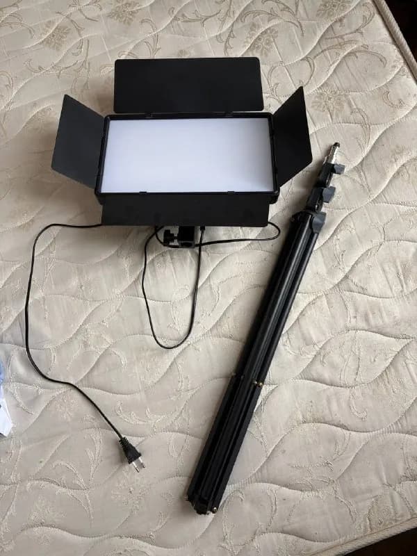 30 лари — Батуми — 30 ₾