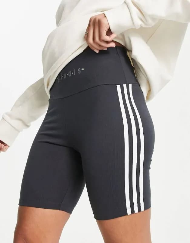 Adidas леггинсы-шорты (оригинал) — Батуми — 65 ₾