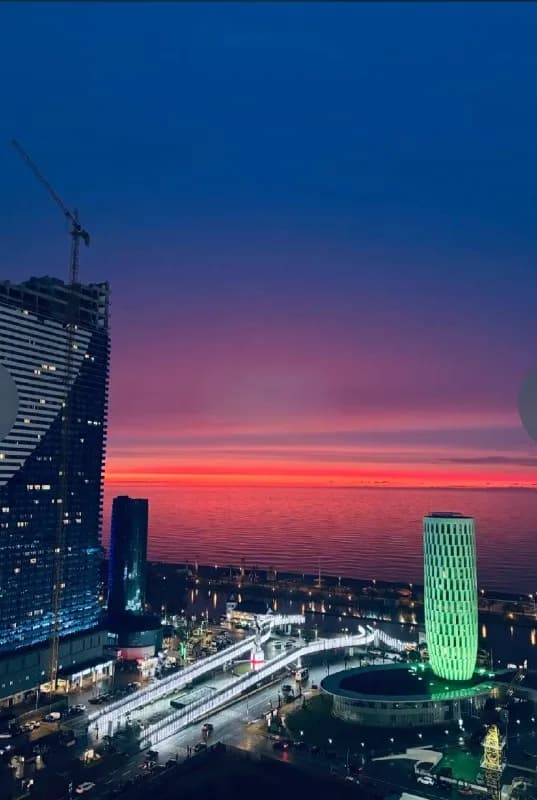3-комнатная квартира в Батуми — ул. Пиросмани, 17, жилой комплекс Intourist Residence. — Батуми — 1 600 $