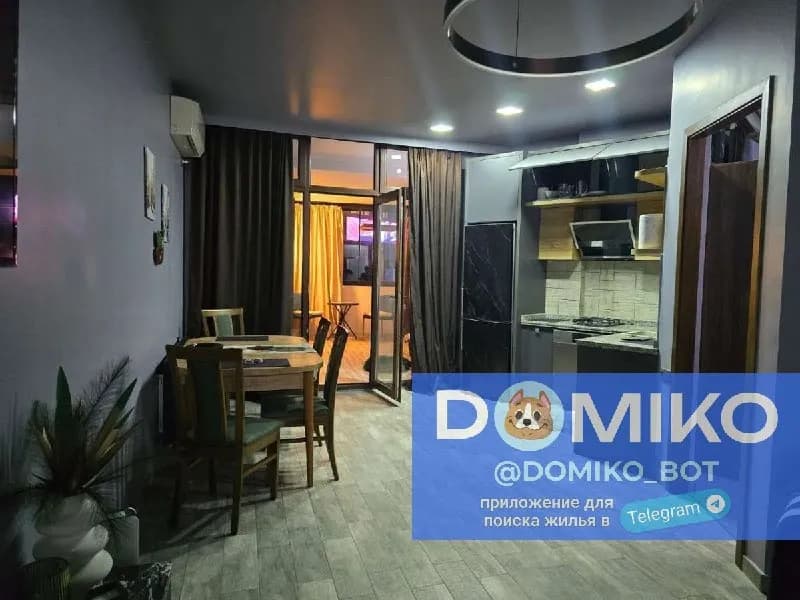 2+1, 85 кв/м — Батуми — 800 $
