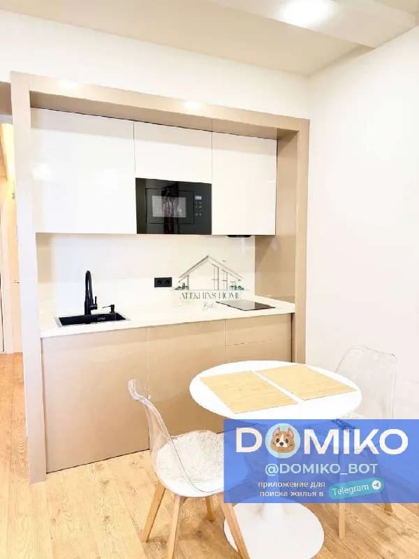 13/25 этаж, 40 кв/м — Батуми — 550 $