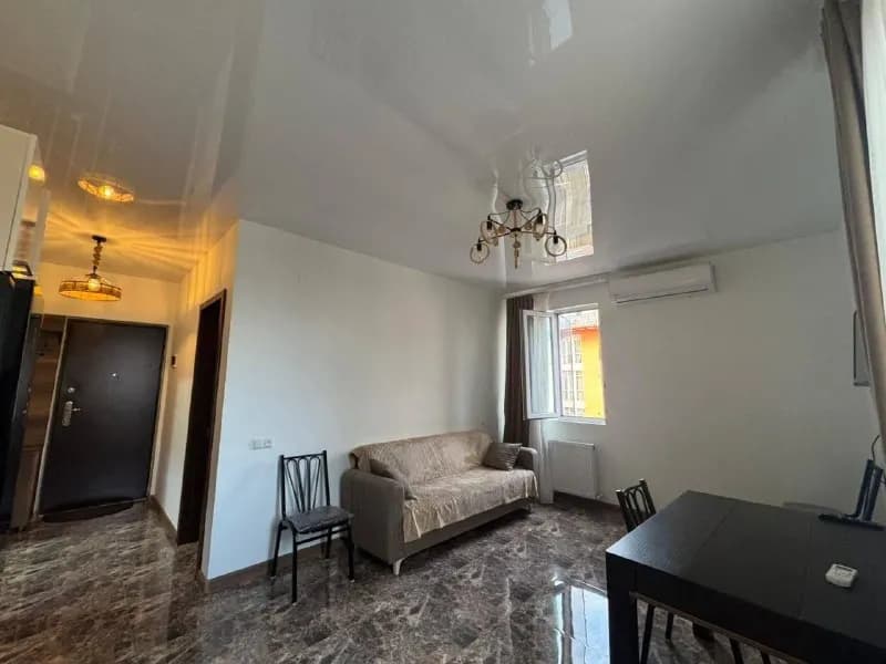 🏡 Сдается квартира в Батуми — Батуми — 650 $