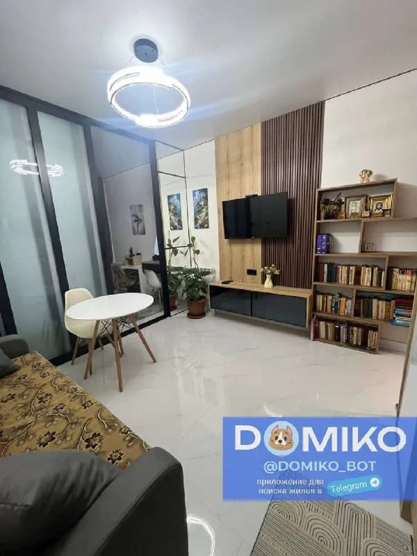 1+1, 13 этаж, 34 кв/м — Батуми — 500 $