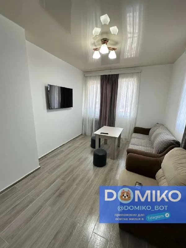 1+1, 5/5 этаж, 44 кв/м — Батуми — 300 $