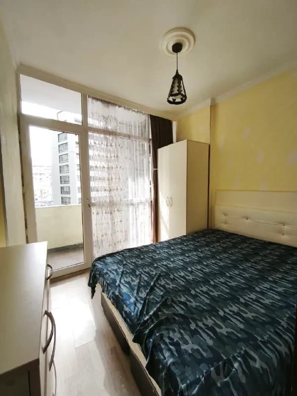 Квартира 1+1 40 м.кв — Батуми — 350 $