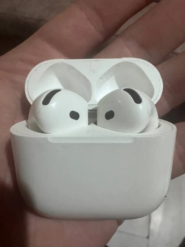 AirPods 4, — Тбилиси — 350 ₾