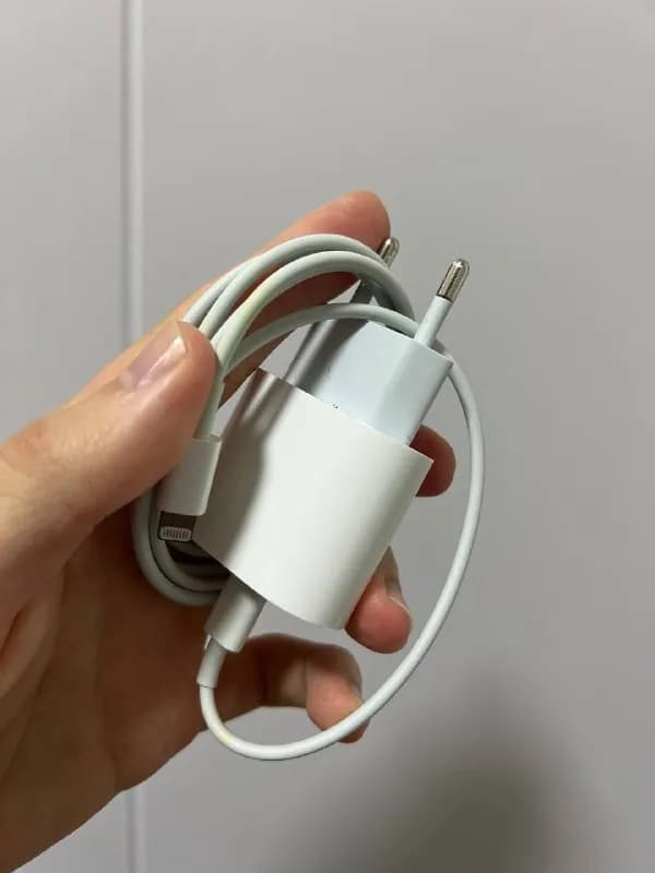 apple usb-c 60 лари. — Батуми — 60 ₾