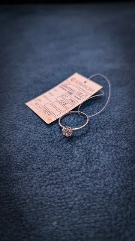 Серебро 925 с фианитом Новиком — Тбилиси — 45 ₾