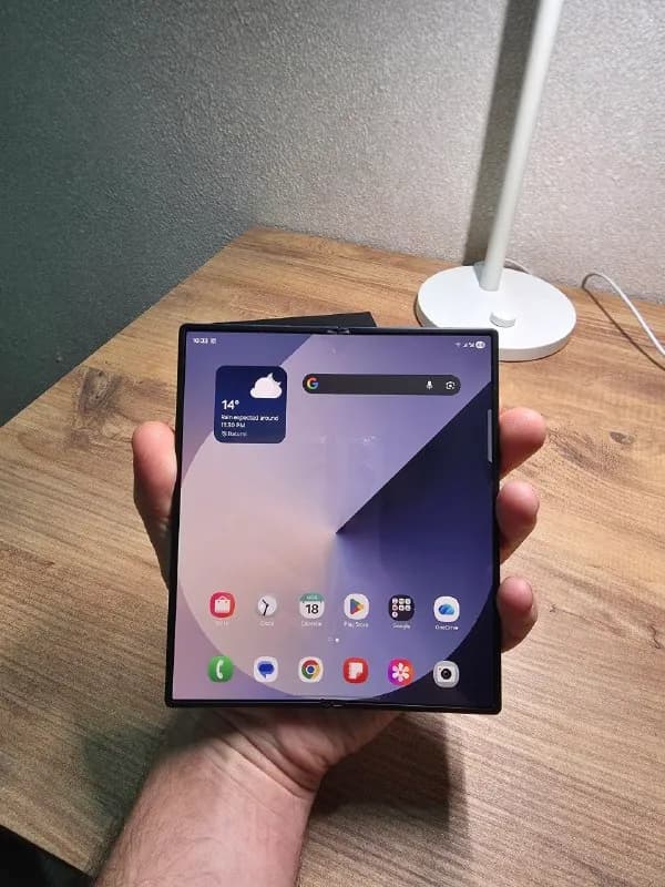 Samsung Galaxy Z Fold 6 — Состояние Нового! ✨ — Батуми — 2 500 ₾
