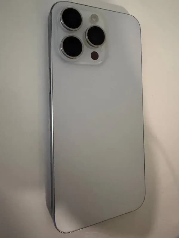 iPhone 15 Pro Max 512 GB — Батуми — 1 800 ₾