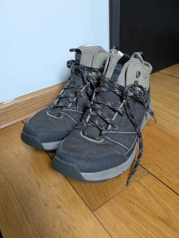 quechua 44 размер (протектор идеальный)- 40 лари — Батуми — 40 ₾