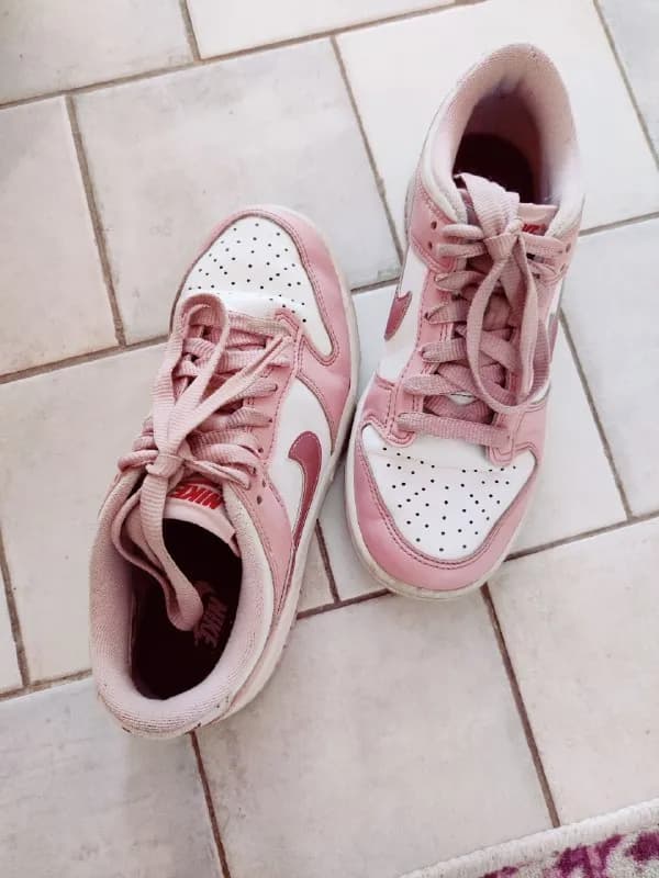 Nike из натуральной кожи, размер — 35,5 — Тбилиси — 70 ₾