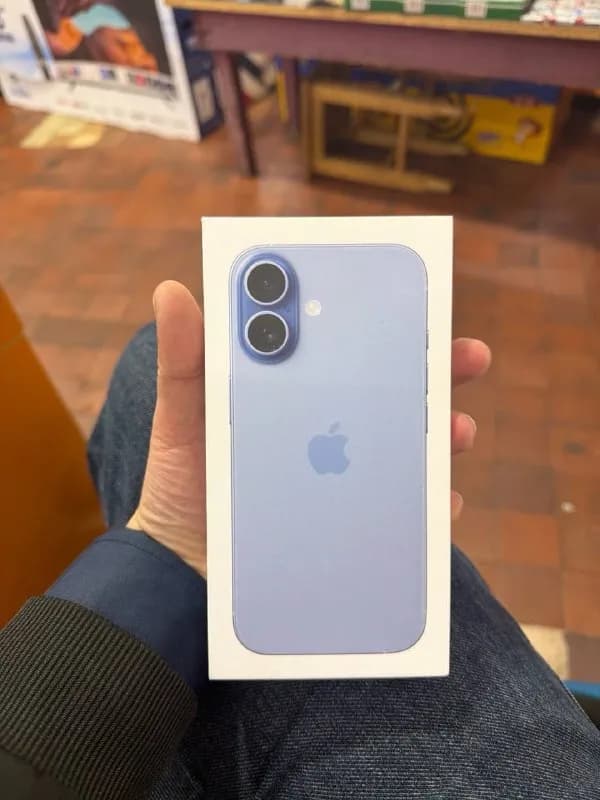 iPhone 17 SIM-версия, абсолютно новый, коробка не вскрывалась, цена 2550 GEL. — Батуми — 2 550 ₾