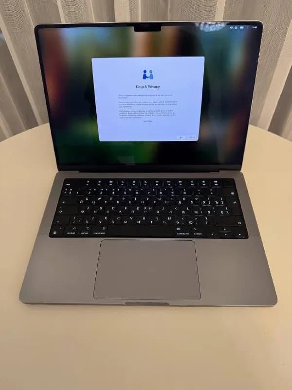 MacBook M1 Pro 14» (16/512GB) — Тбилиси — 2 200 ₾